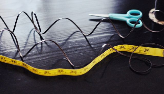 Плетение браслетов из шнурков: пошаговая инструкция