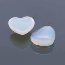 Кабошоны Синтетический Опалит, Сердце, Цвет: Белый, Размер: 15х18х6мм (УТ100022387)